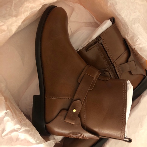 Tory Burch Colton Flat Bootie - Almond - Brand new - Picture 3 of 4